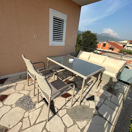 Haus Grace Apartment Kastela Luaran gambar