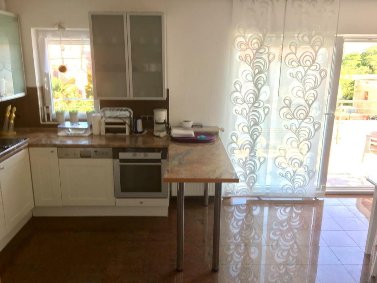 Haus Grace Apartment Kastela Luaran gambar