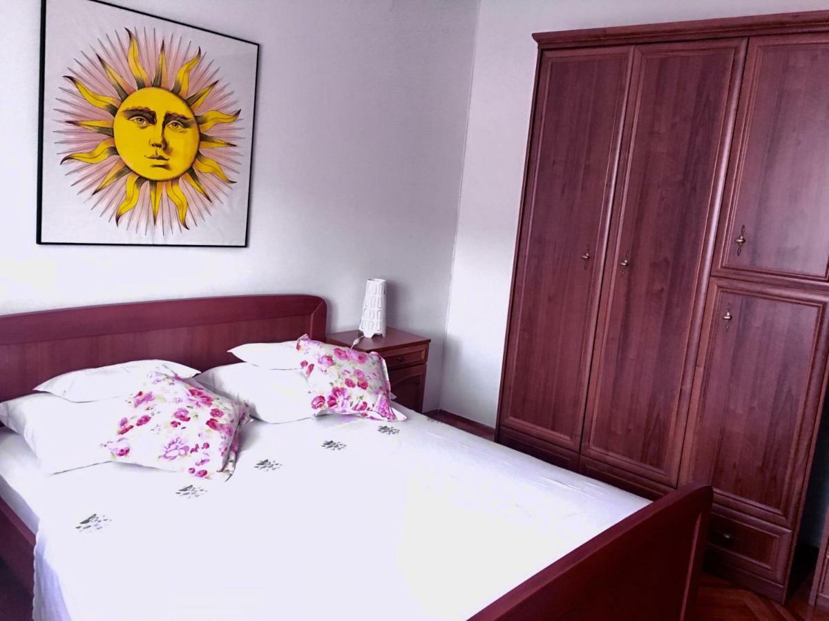 Haus Grace Apartment Kastela Luaran gambar
